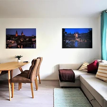 Helle und geräumige 3-Zimmer-Wohnung Würzburg Exterior foto