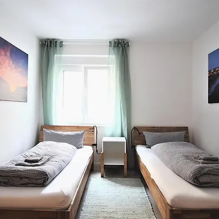 Helle und geräumige 3-Zimmer-Wohnung Würzburg Exterior foto