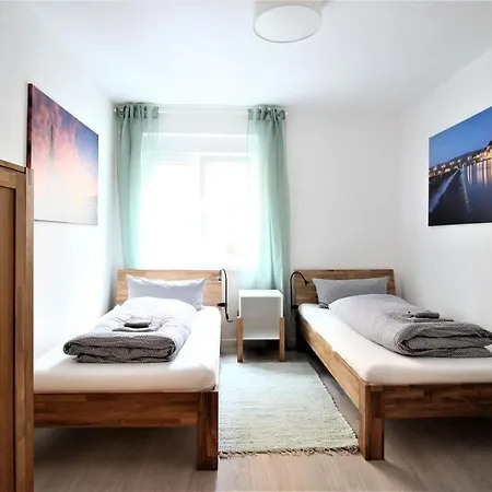 Helle und geräumige 3-Zimmer-Wohnung Würzburg Exterior foto