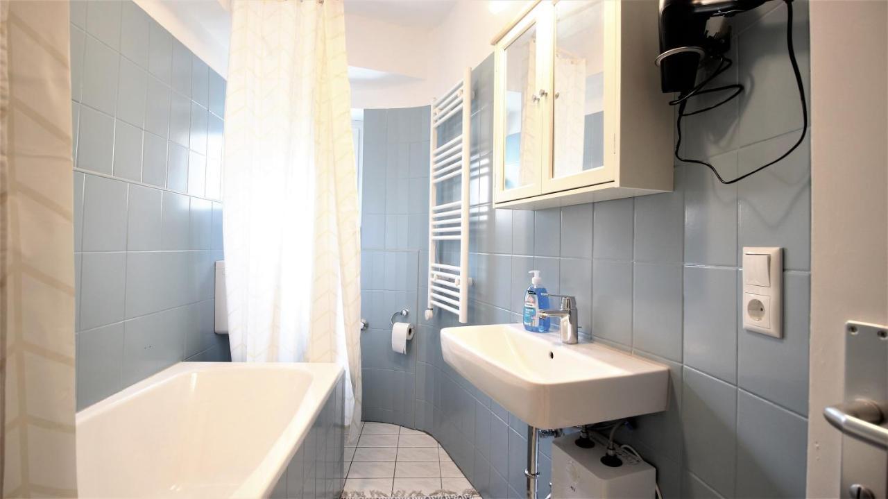 & Lovely - For Up To 6 Persons Wurzburg